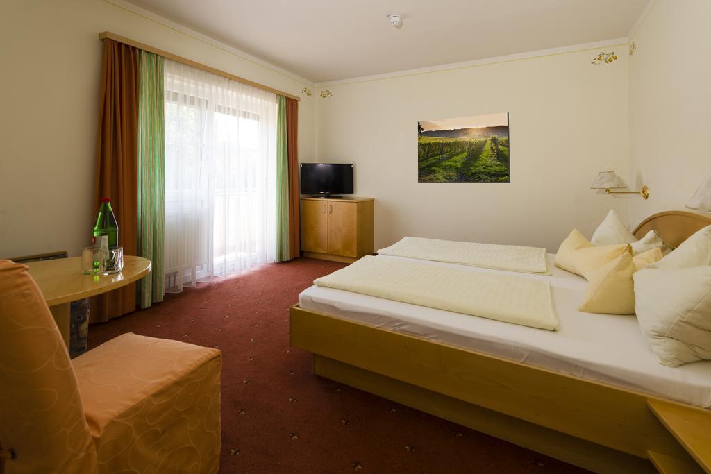 Hotel Altneudoerflerhof Bad Radkersburg Esterno foto
